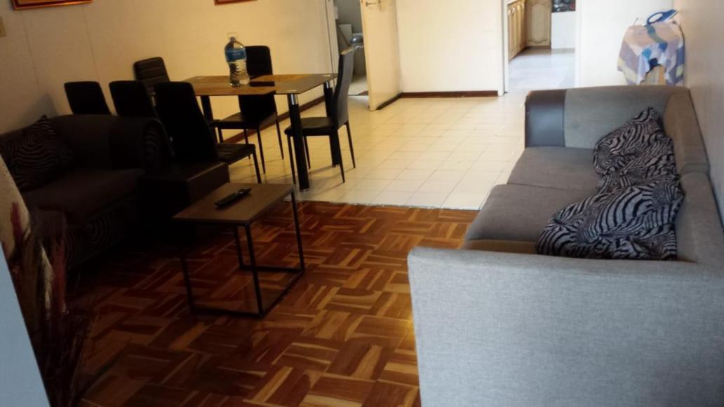 Rosebank Accommodation Johannesburg Luaran gambar