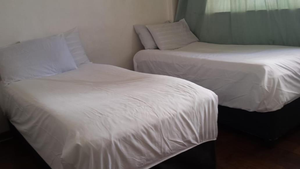 Rosebank Accommodation Johannesburg Luaran gambar