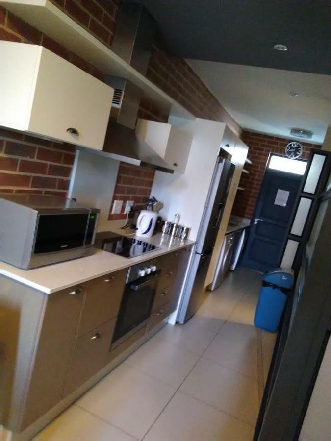 Rosebank Accommodation Johannesburg Luaran gambar